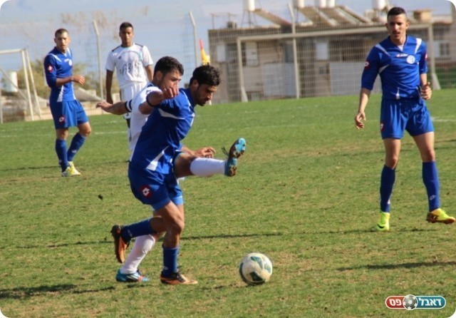 משחק מהיר של חדרה. דנין (צילום: עודד חסין)