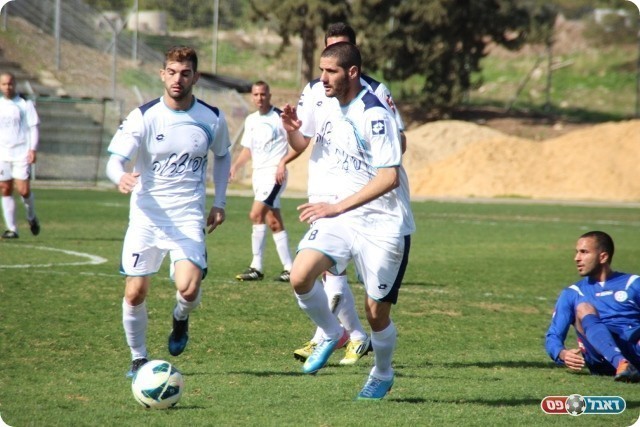 כמעט כבש. עקיבא וברז'יק (צילום: עודד חסין)