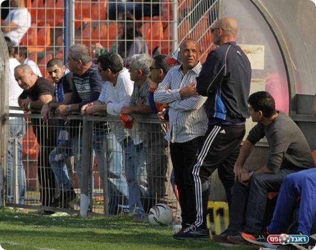 עמוק במאבקי התחתית. מחפשים פתרונות בספסל (קובי רוזן)