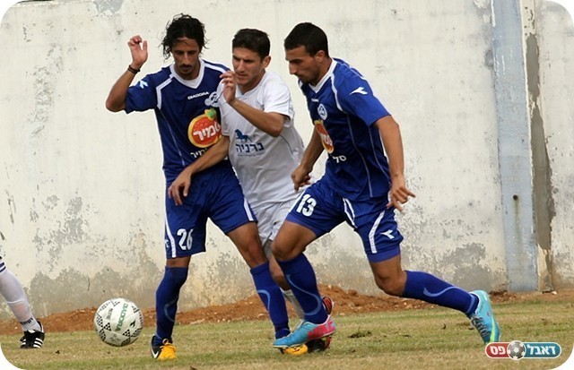 חילוף חירום. צרויה בין צמח ומחג'נה (צילום: לירן דורף)