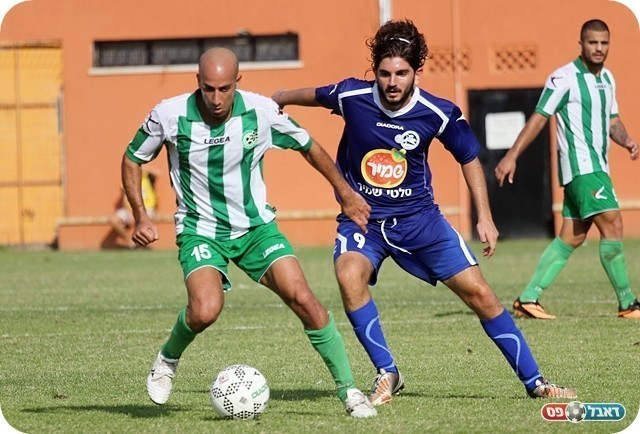 משחק נהדר. אייל שן עוצר את אטיאס (צילום: לירן דורף)