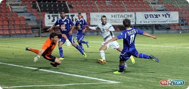 החמצה ענקית, קדוש עוצר את שמעיה (לירן דורף)