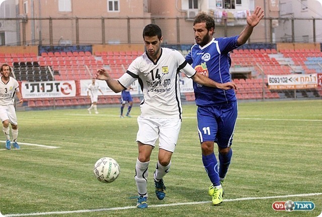 קצב לא נותן צ'אנס לשמעיה (לירן דורף)