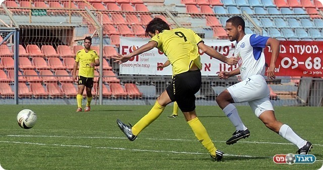 הזדמנות ענקית, בדש מחמיץ מצב קורץ