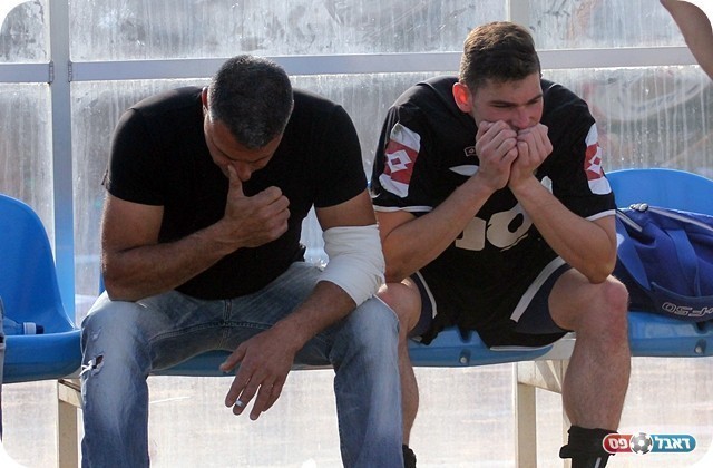 מיזרחה(מימין), לא בשנה טובה.