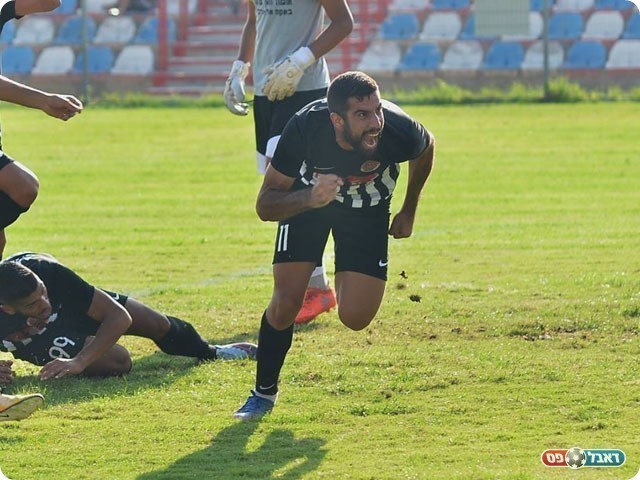 אביב כהן. יפתח בהרכב? (אבי רביבו)