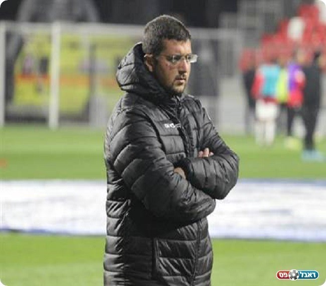 משחק ראשון כמאמן ראשי. חי אבייב (צילום: מאור בכר)