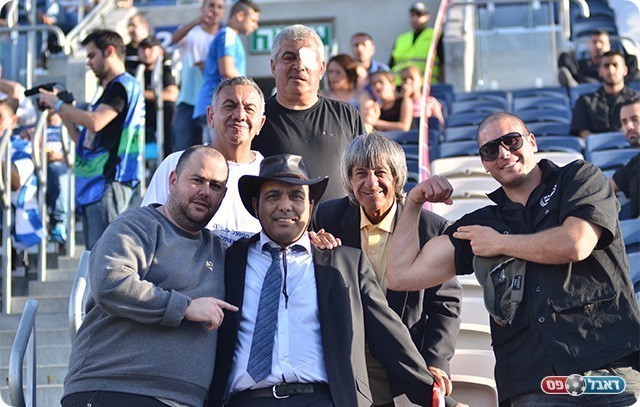 אוהדי עפולה. מקבלים חיזוק גם מאוהדי בית״ר (ארנון לוי)