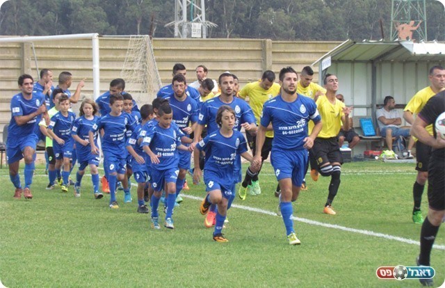 החיידק שהדביק את כולם. שחקני גבעת אולגה (חן קורקוס)