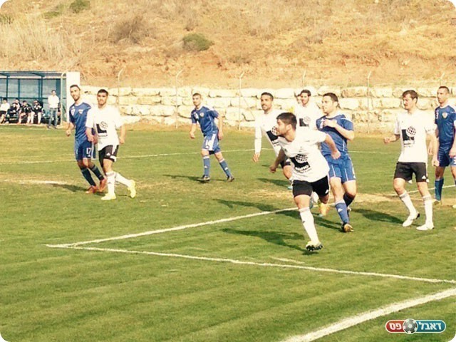 אוחיון עם הרחקת כדור (עדי מלול)