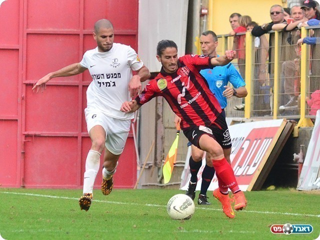 בר אלסברי (משמאל) (ארנון לוי)