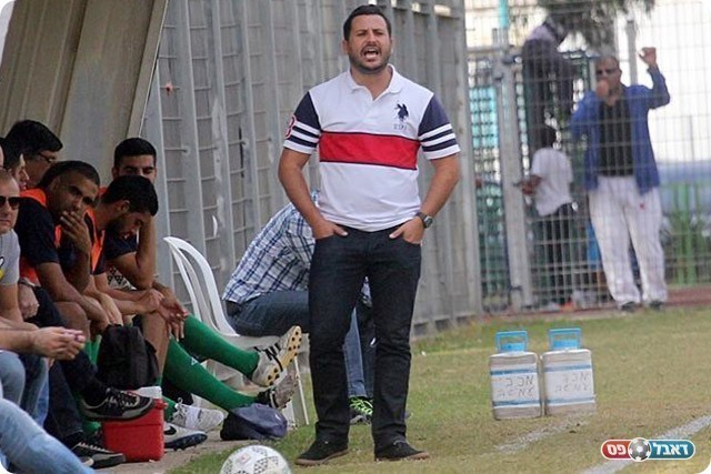 מאמן עמישב, אוהד בוזגלו (לירן דורף)