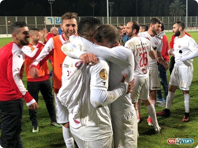 מאושרים בסיום. בוזורגי ועזאם