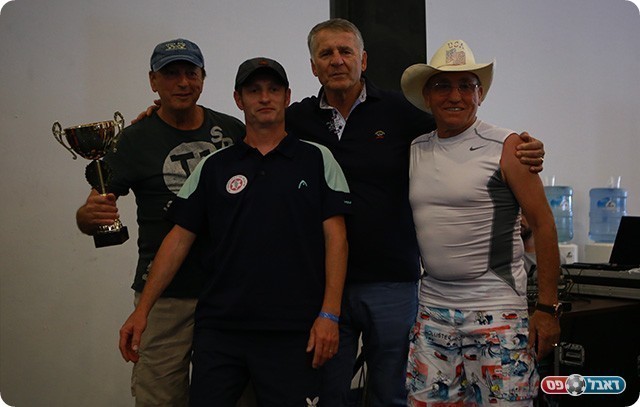 הזוכים בטניס השולחן. בית הלוחם (עדי מלול)