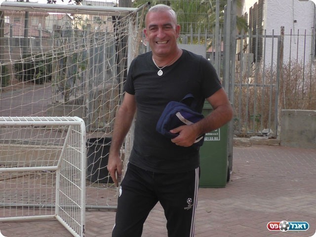 רוצה להגיע יותר רחוק. מאמן כפר סבא עופר בכר (שקד מורג)