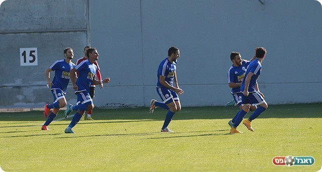 בן שושן עם השני (עדי מלול)