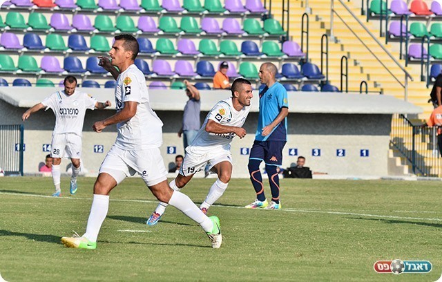 שלומי בן עשור חוגג (ארנון לוי)