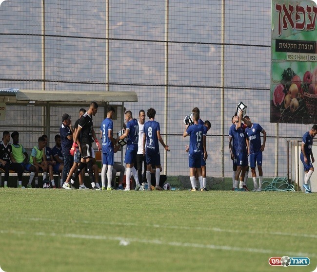 הצליחו למשוך את בועיינה להארכה. שחקני בקה בהפסקת מים