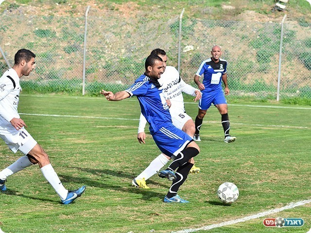 הזדמנות אדירה לגוזלן (צילום: ארנון לוי)