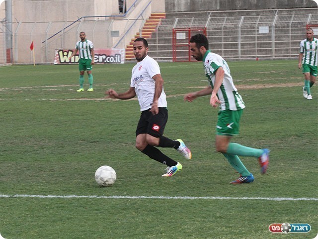 גומה בלבן, משחק מצוין שלו (שלומי גבאי)