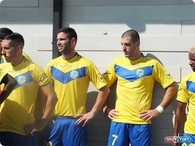 שרון גורמזנו (פורטל יבנה שלי)