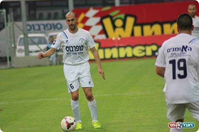 האמת, מרגש. גזל במדי טבריה (עודד חסין, באדיבות BEST-BALL)