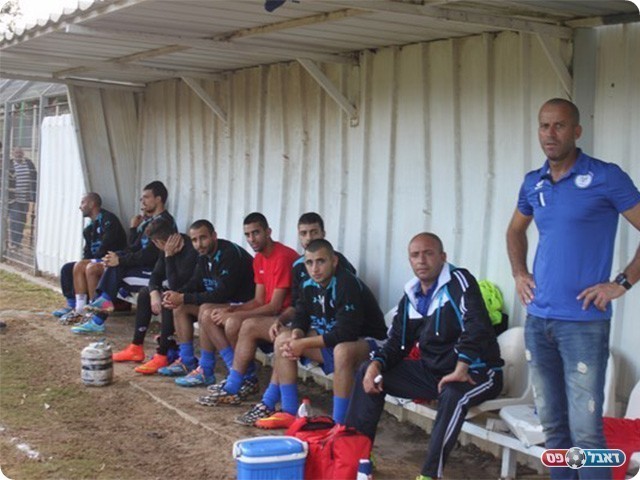 גניש והספסל (לוטפי עיסא)