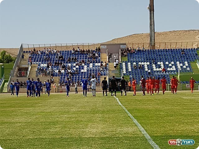 הקהל בדימונה (אליאל טלולקר)