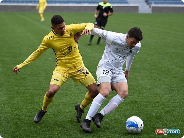 הכח עשתה את המוטל עלייה (payperlens)