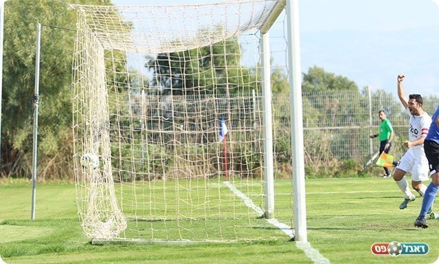 השער העצמי של קאדח (עודד חסין)