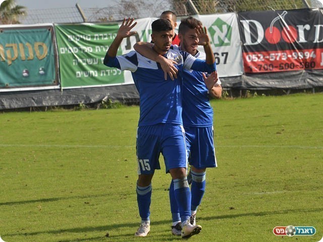 ומחליט שלא לחגוג (אבי רביבו)