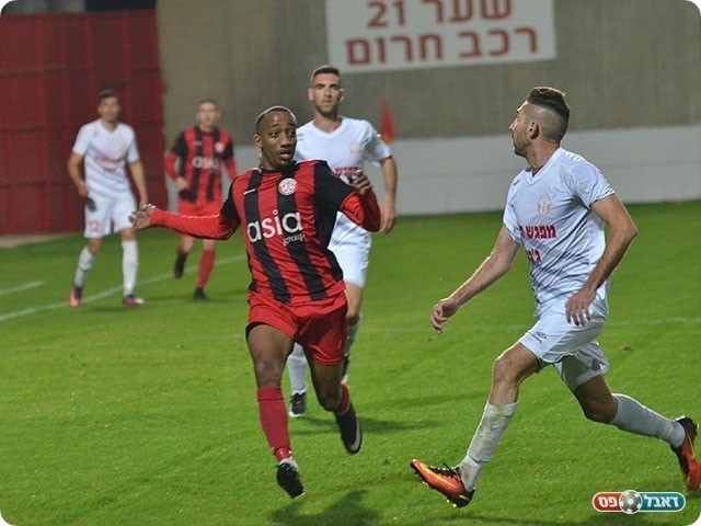 מנשה זלקה (אבי רביבו)