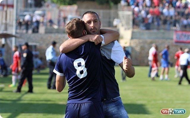 אילן סויסה חוגג יחד עם גל מלכה (עודד חסין)