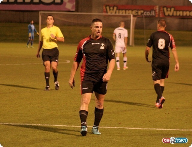 איזה ניצחון ואיזה שלושער. פליקס חלפון (גיא גולדפרב)