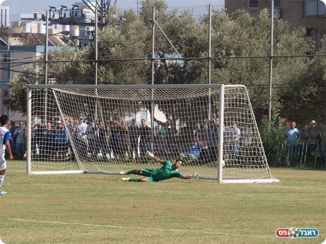 חמסה, הכדור של אסור נכנס פנימה (אלון יהודיוף)