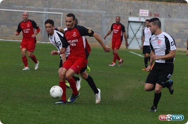 ממשיך באדום. חן ראובן (שלומי גבאי)