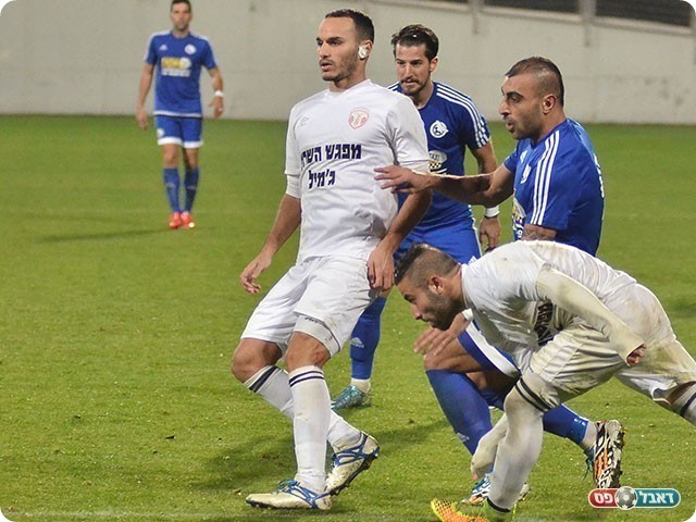 חן ראובן (ארנון לוי)