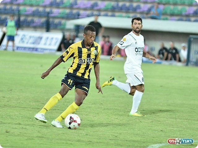 בישול גאוני שלו, טל איילה (ארנון לוי)