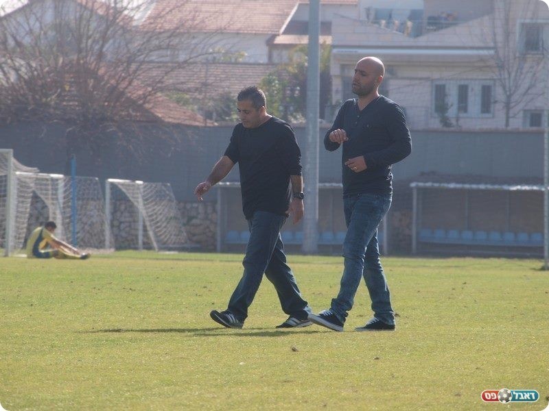 מאמן שיכון, עופר טסלפפה (אלון יהודיוף)