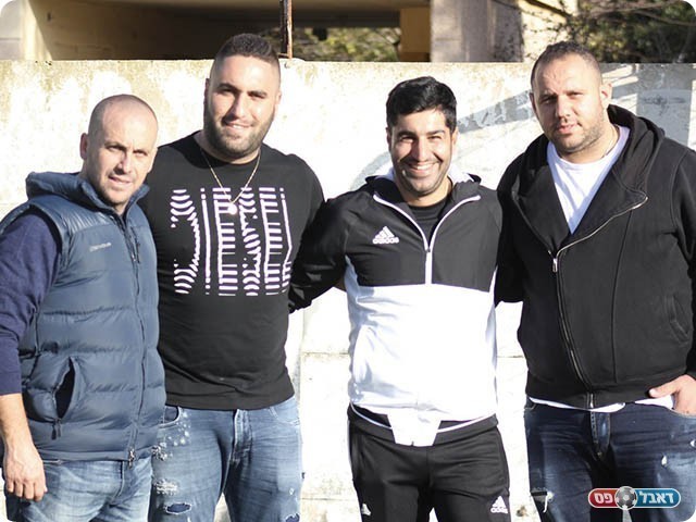 יכולים לחייך. אנשי גלבוע (דאפר מחאמיד)