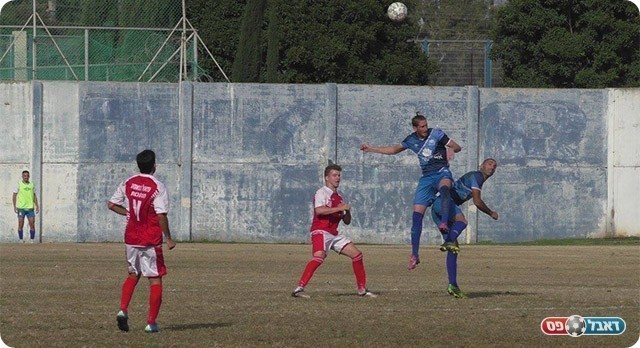 כדורגל? כדורעף! (שקד מורג)