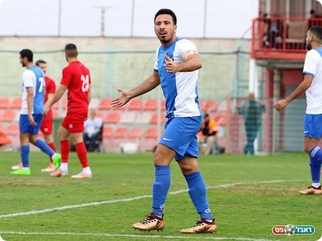 חלוץ לוהט. מוחמד פודי (עודד חסין)