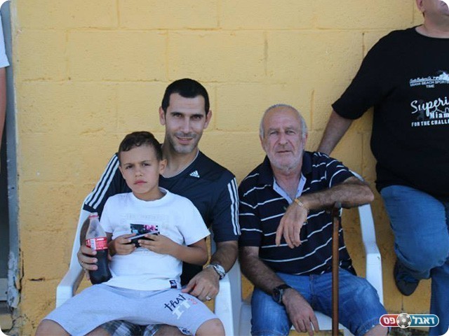 מוריס אוזן (עודד חסין)