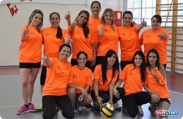 גם זה היה, מחניים (חאדר אניס)