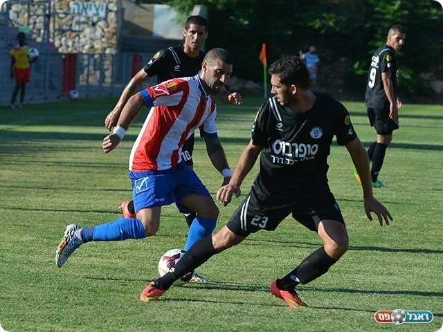 ערן מלכין, נמצא בכושר מצוין בשורות נצרת עילית (ארנון לוי)