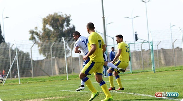 מערבי נוגח (עודד חסין)