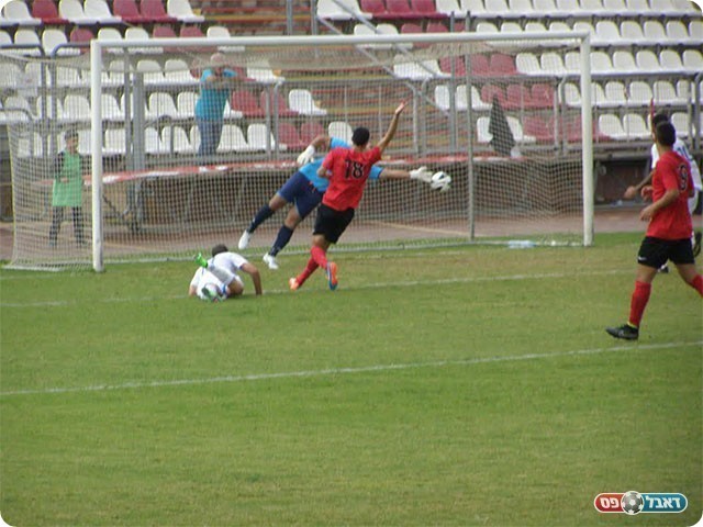 עז משה כובש (אמיר שיבי)