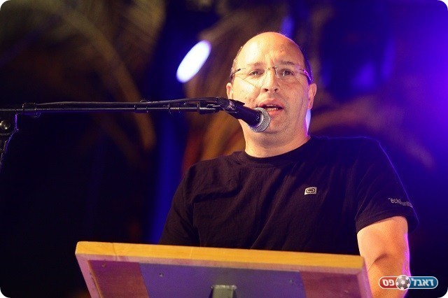 עובד במרץ. יו"ר ההסתדרות, אבי ניסנקורן (שלומי גבאי)