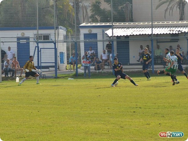 נמרי עם השני (אימן נסר אלדין)