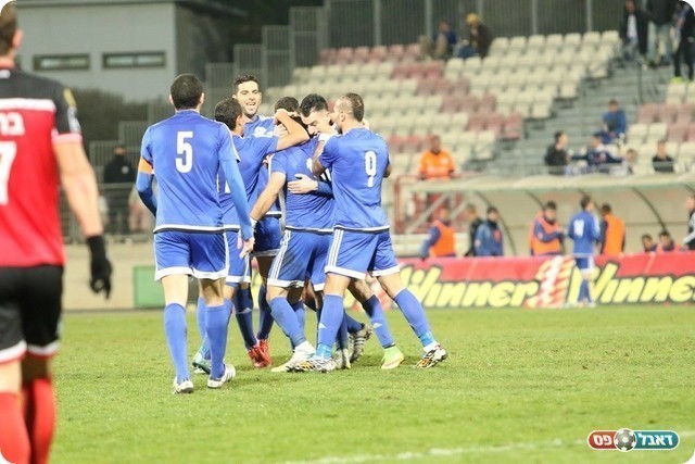 שחקני נשר. בלתי עצירים בליגה (עודד חסין)